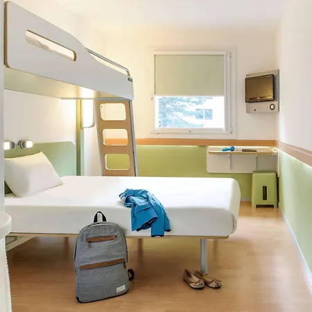 Ibis Budget Port