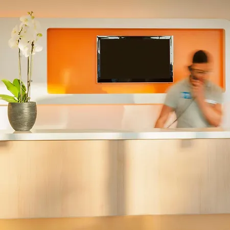 Ibis Budget Port